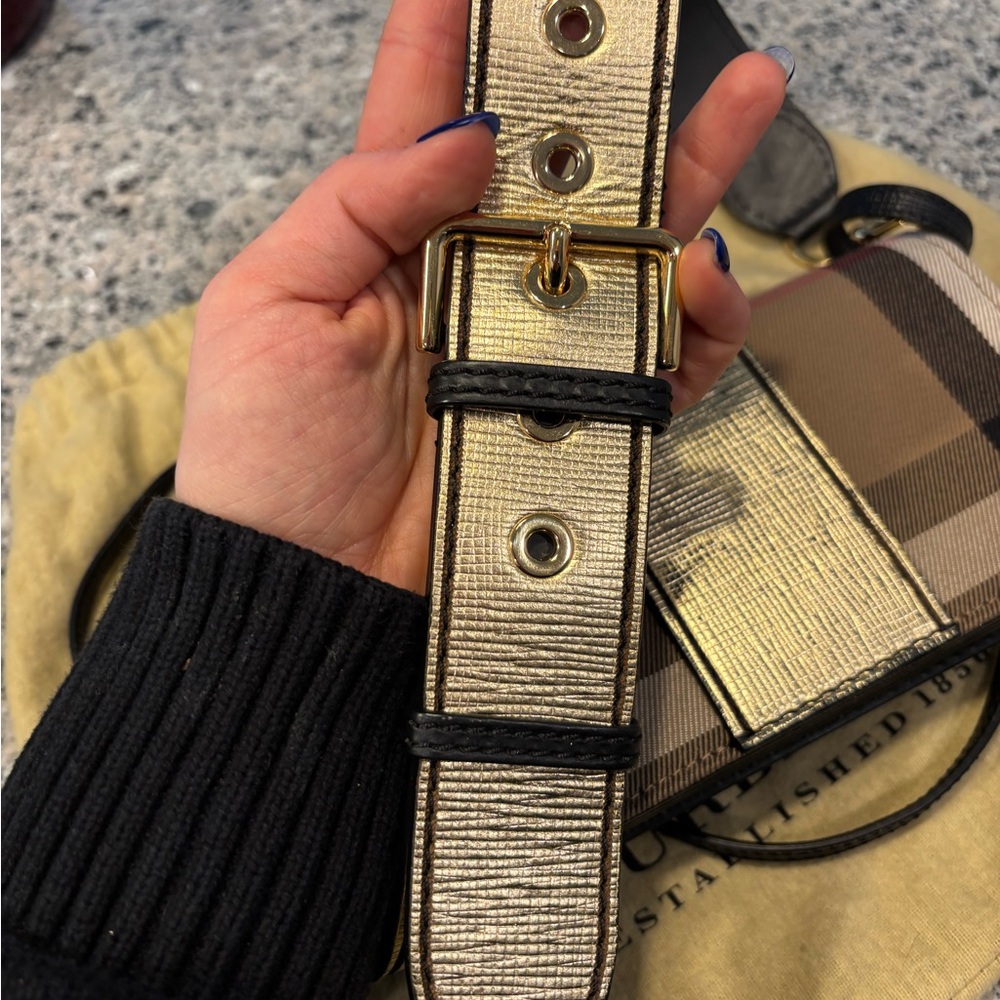 Burberry Belt Bag Crossbody Signature Check Gold Buckle w/ Dust Bag - Picture 11 of 16